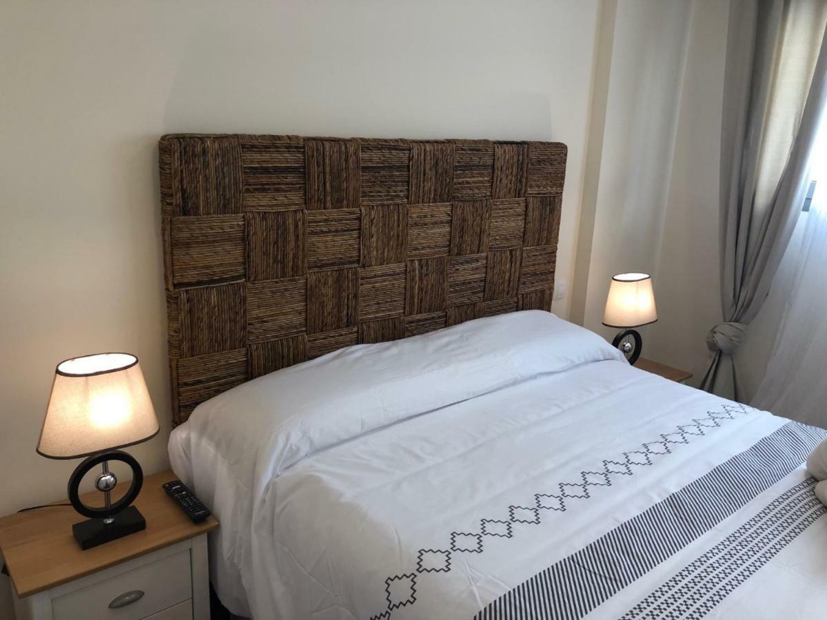 Deluxe Pirineos Apartment Sabinanigo Bagian luar foto
